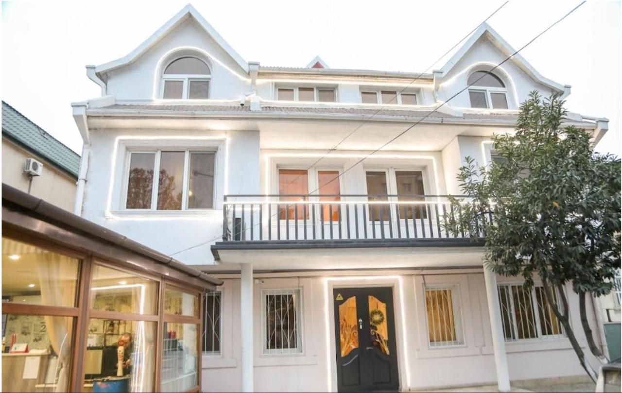 7 Star Bed & Breakfast Tbilisi Luaran gambar