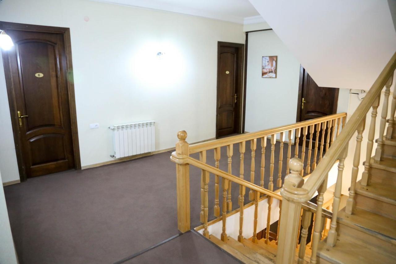 7 Star Bed & Breakfast Tbilisi Luaran gambar