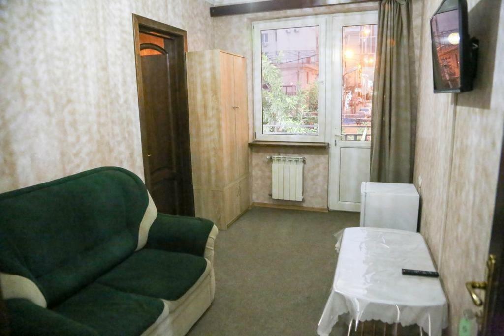 7 Star Bed & Breakfast Tbilisi Luaran gambar