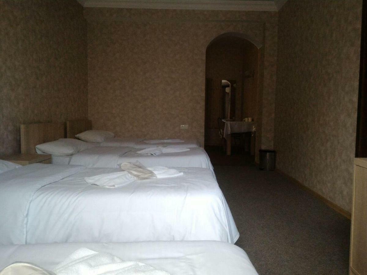 7 Star Bed & Breakfast Tbilisi Luaran gambar